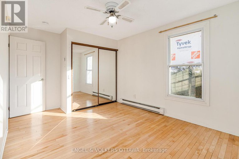 28243621/467-edgeworth-avenue/woodroffe/ottawa/ontario/K2B5L2_22