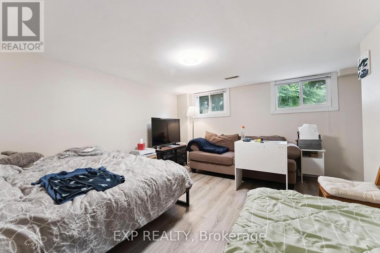 28635953/1395-caldwell-avenue/carlington/ottawa/ontario/K1Z8L3_39