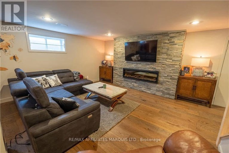 28325181/18521-county-road-19-road/south-glengarry-charlottenburgh-twp/south-glengarry/ontario/K0C2J0_30