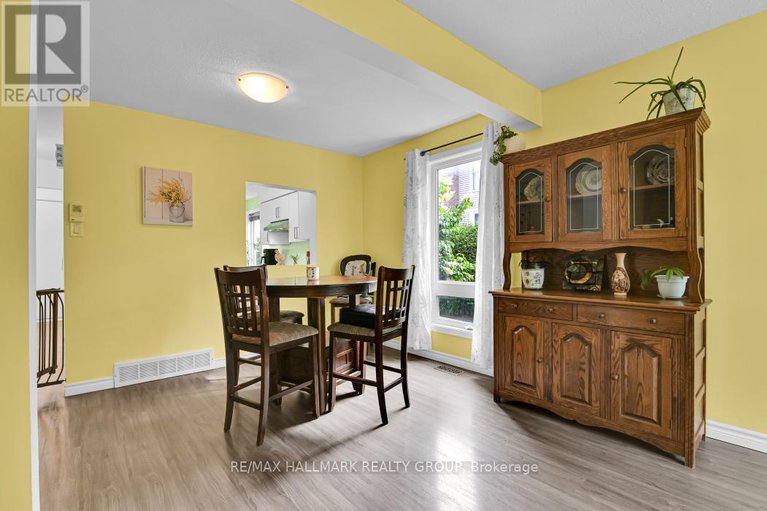 28537506/g-280-dalehurst-drive/tanglewood/ottawa/ontario/K2G4J5_12