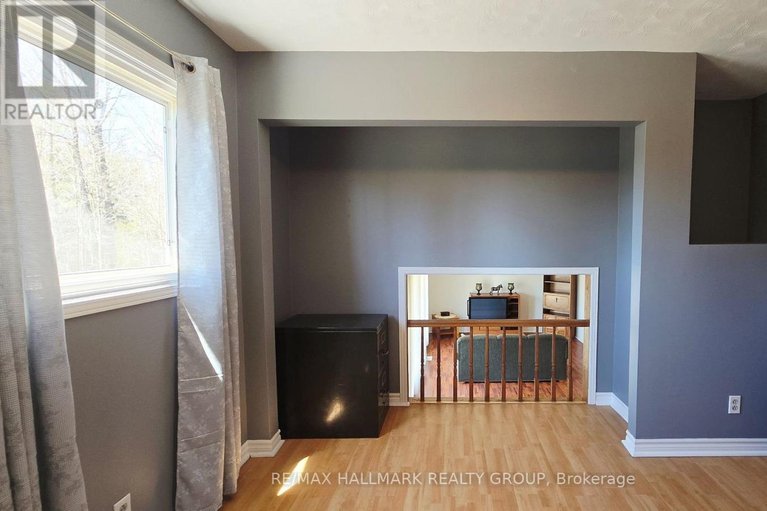 29673658/4318-stonecrest-road/woodlawnmaclarens-landingkilmaurs/ottawa/ontario/K0A3M0_17