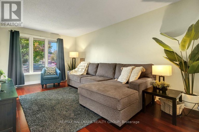 28915575/3243-southgate-road/south-keys/ottawa/ontario/K1V7Y2_19