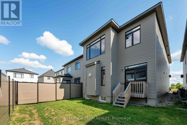 28910916/27-peony-lane/riverside-southgloucester-glen/ottawa/ontario/K4M0M3_48