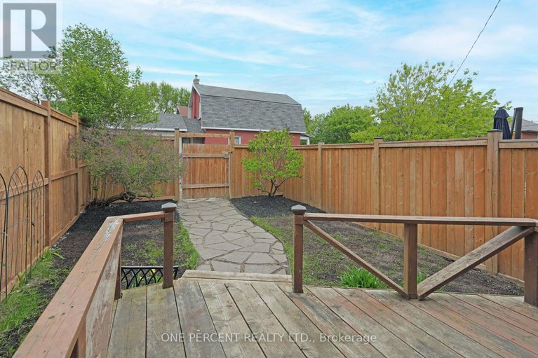28348247/165-hawthorne-avenue/ottawa-east/ottawa/ontario/K1S0B2_30