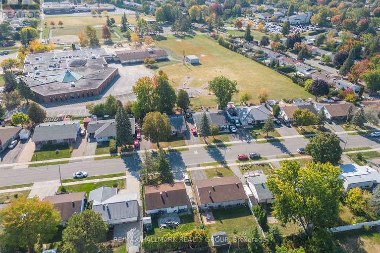 29248839/591-eastvale-drive/beacon-hill-north/ottawa/ontario/K1J6Z4_43