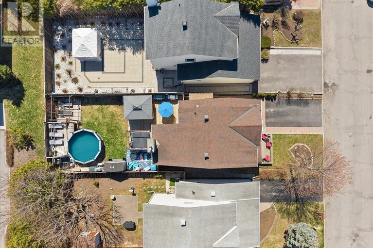 29671423/1837-windflower-way/chapel-hill/ottawa/ontario/K1C5Z8_41