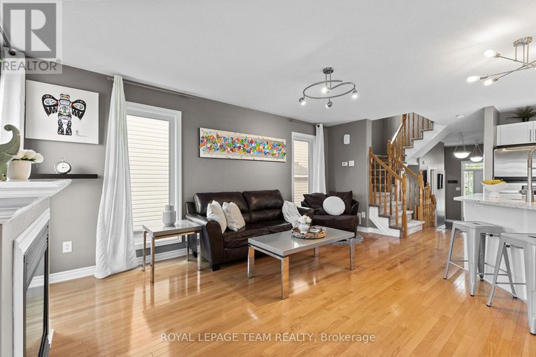 28633299/1879-arrowgrass-way/notting-hillsummerside/ottawa/ontario/K4A0C9_16