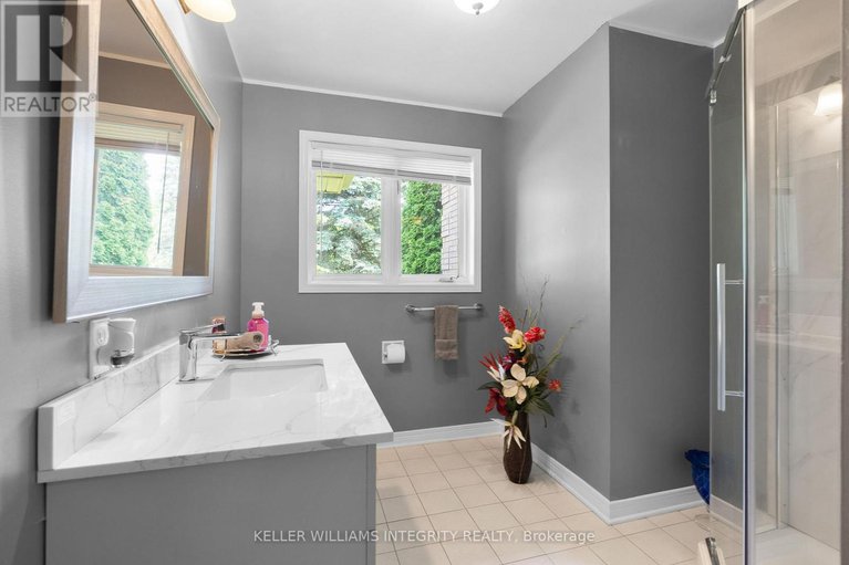 28466122/22-marchbrook-circle/rural-kanata-central/ottawa/ontario/K2W1A1_19