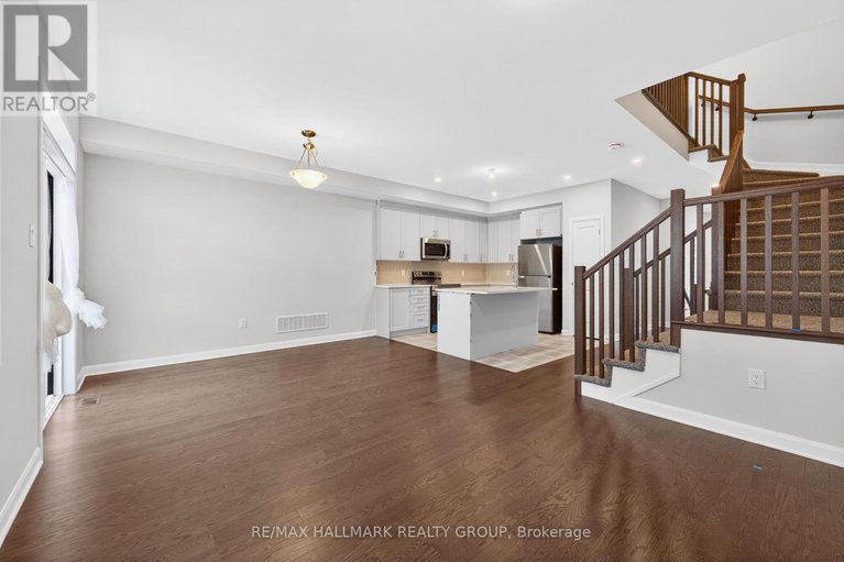 29298079/887-eileen-vollick-crescent/morgans-grantsouth-march/ottawa/ontario/K2W0M9_4