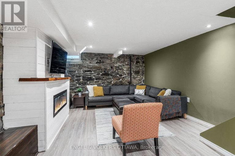 29096318/2-lower-charlotte-street/lower-town/ottawa/ontario/K1N8K1_37