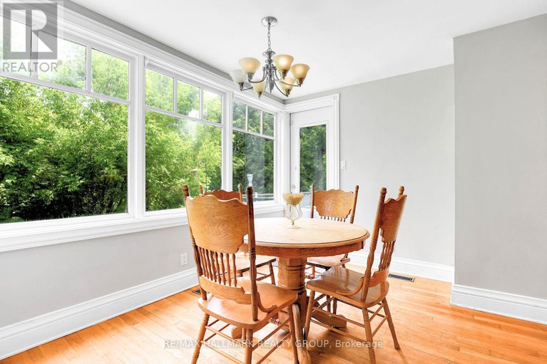 29311910/23-davidson-drive/rothwell-heights/ottawa/ontario/K1J6L7_12