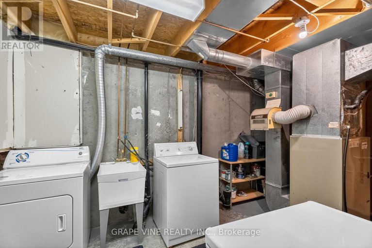28888602/204-hunterswood-crescent/hunt-club-park/ottawa/ontario/K1G5V1_31