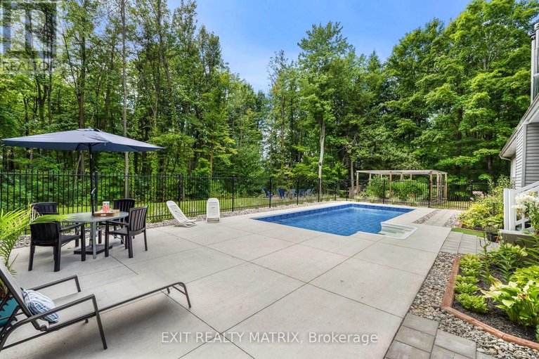 28787692/1736-groves-road/russell-twp/russell/ontario/K4R1E5_24
