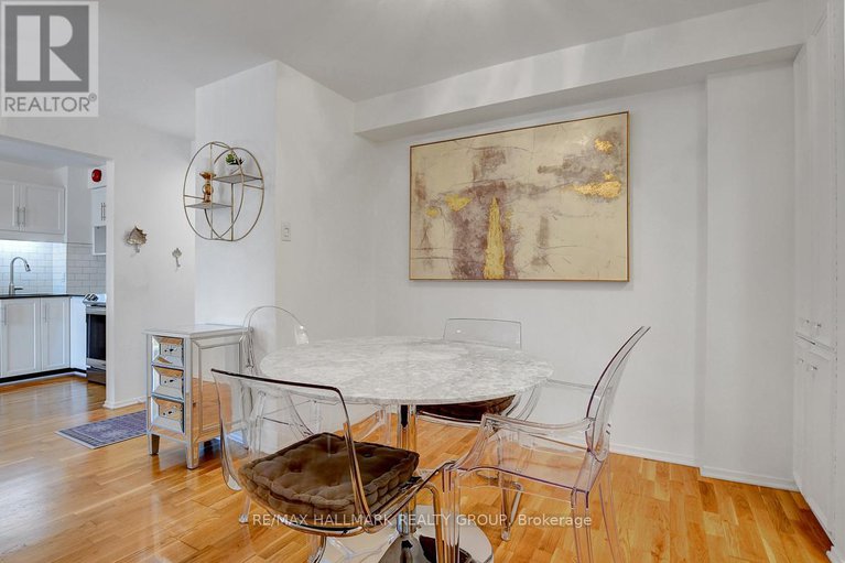 28859548/504-222-guigues-avenue/lower-townbyward-market/ottawa/ontario/K1N5J2_8