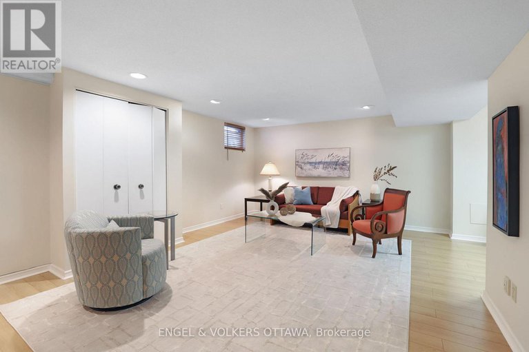 28642525/29-chatsworth-crescent/hunt-club/ottawa/ontario/K1V9Z1_26