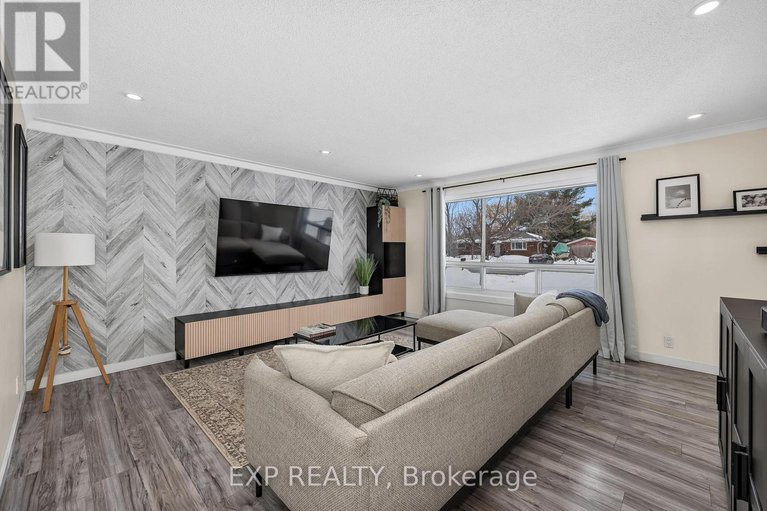 29440773/4914-farmers-way/carlsbad-springs/ottawa/ontario/K0A1K0_5