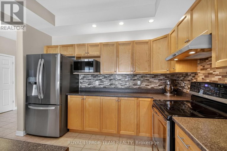 29402323/6291-ottawa-street-w/richmond/ottawa/ontario/K0A2Z0_20