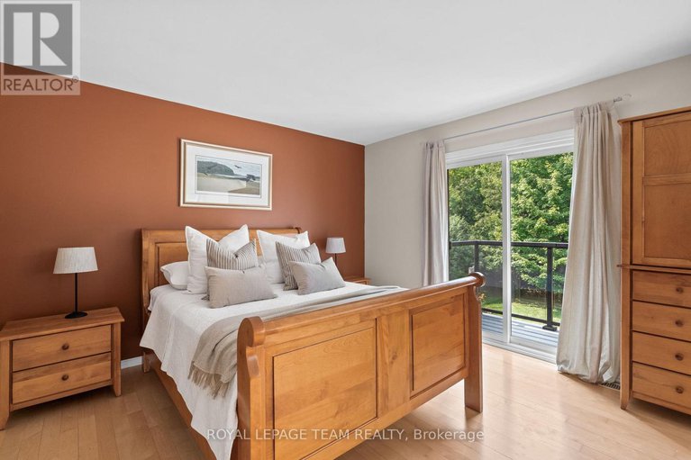 28734411/10-weldale-drive/rural-kanata-central/ottawa/ontario/K2W1A9_29