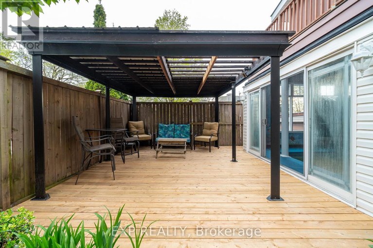 28481299/220-ancaster-avenue/woodroffe/ottawa/ontario/K2B5B3_30