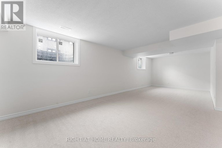 28522012/118-lumen-place/orleans-village/ottawa/ontario/K1W0S9_46
