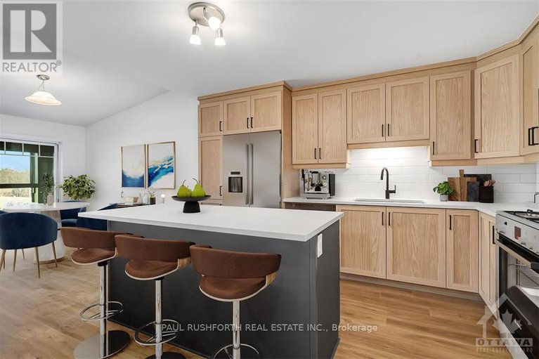 27664927/350-montee-outaouais-street-unit603/domaine-du-golf/rockland/ontario/K4K1G2_10