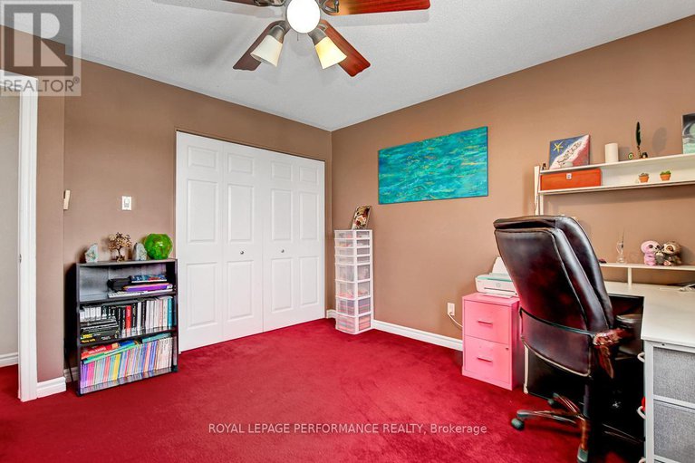 29343896/1019-valin-street/fallingbrookgardenway-south/ottawa/ontario/K4A4X8_18