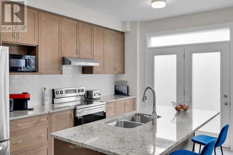 29156490/1076-curraglass-walk/stittsville-north/ottawa/ontario/K2S3A3_17