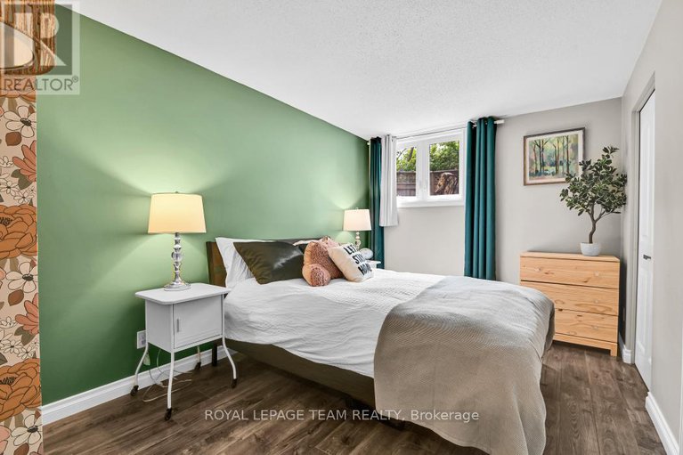 28423856/1-5-timberview-way/westcliffe-estates/ottawa/ontario/K2H9M6_24