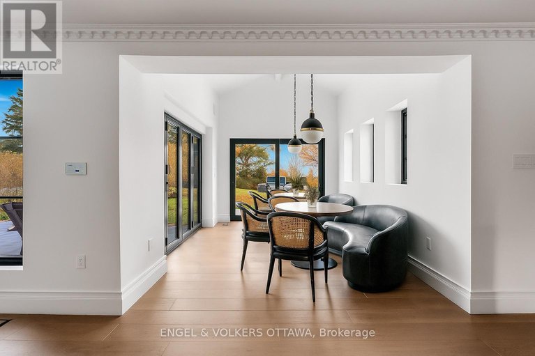 29057450/1041-brandywine-court/manotick-long-island-nicholls-island/ottawa/ontario/K4M1J2_11