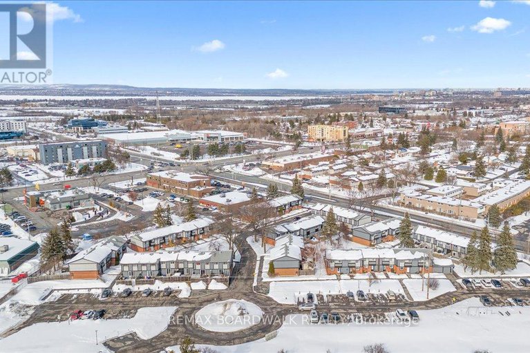 29403868/428-moodie-drive/westcliffe-estates/ottawa/ontario/K2H8A6_40