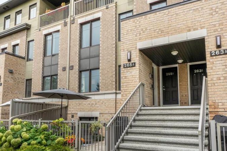 29657776/265-titanium-a-private/convent-glen-north/ottawa/ontario/K1C0A5_4