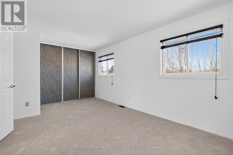 29325889/273-kinglet-way/chatelaine-village/ottawa/ontario/K1E2T9_20