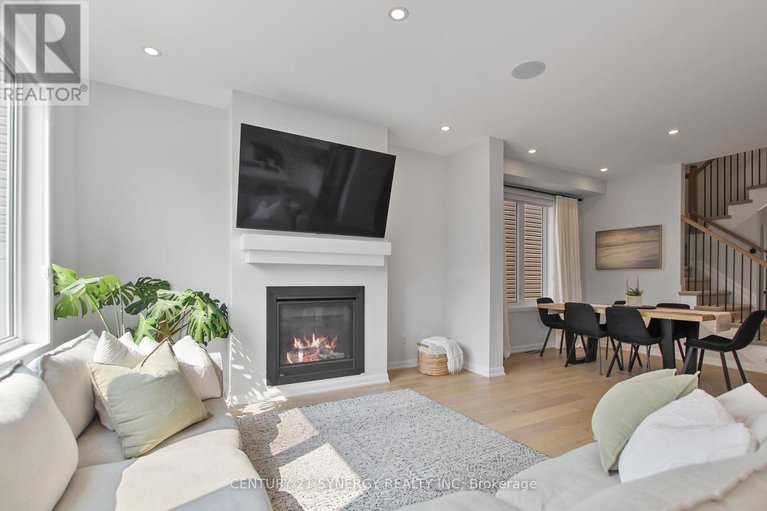 28715652/2104-caltra-crescent/half-moon-bay/ottawa/ontario/K2J6V4_11