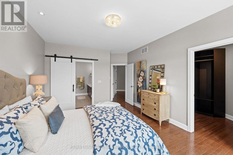 29343757/25-marsh-sparrow-private/morgans-grantsouth-march/ottawa/ontario/K2K3P1_26