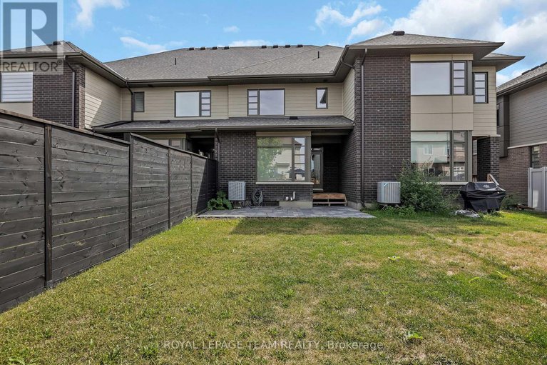 28811233/522-borbridge-avenue/riverside-southgloucester-glen/ottawa/ontario/K4M0H9_45