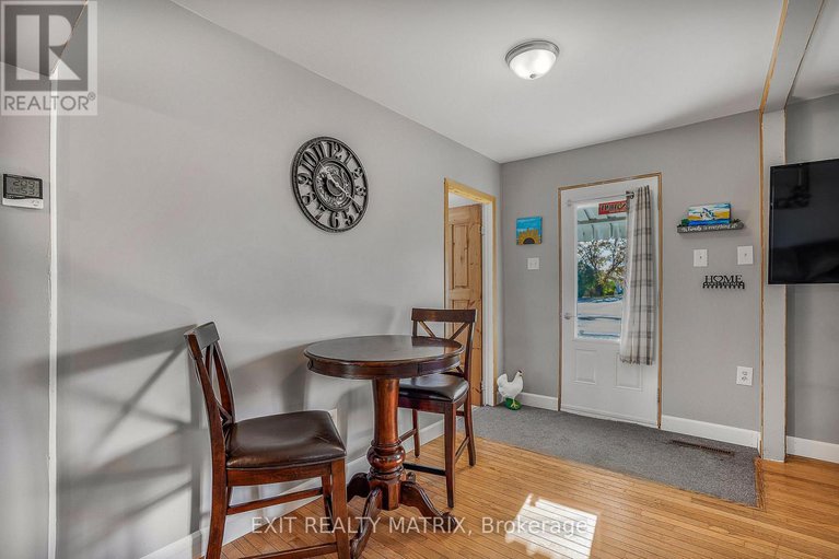 29015888/17-victoria-street-w/alexandria/north-glengarry/ontario/K0C1A0_3