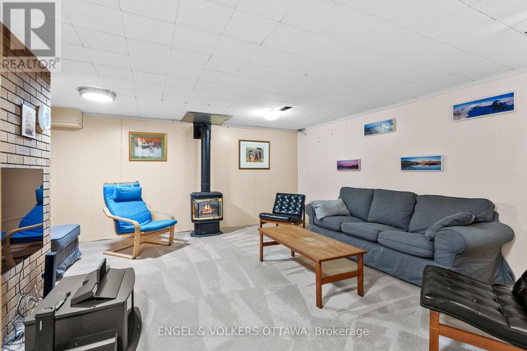 28589619/941-cromwell-drive/riverside-park/ottawa/ontario/K1V6K3_19