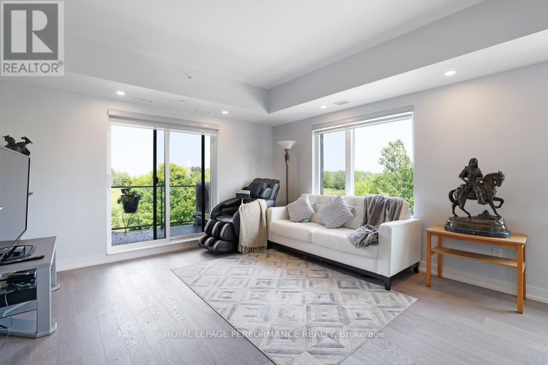 28530470/unit-308-280-herzberg-road/morgans-grantsouth-march/ottawa/ontario/K2A1H1_19