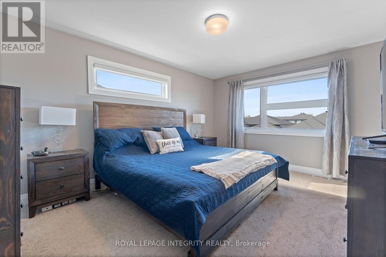 28992854/156-lyon-street/embrun/russell/ontario/K0A1W0_15