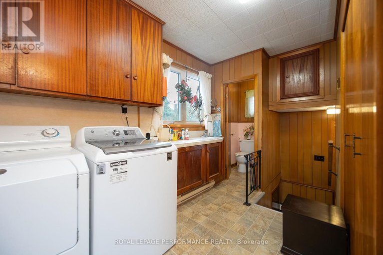 29632412/11-peter-street/maxville/north-glengarry/ontario/K0C1T0_18