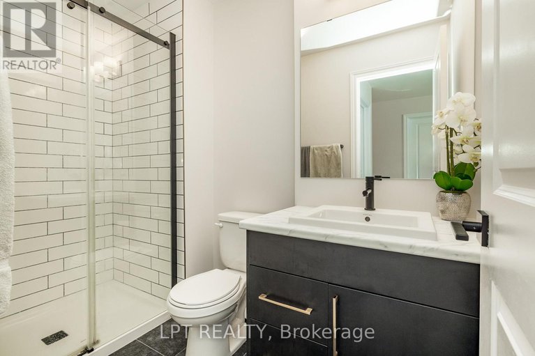 29305394/618-fisher-street/north-grenville-twp-kemptville-south/north-grenville/ontario/K0G1J0_12