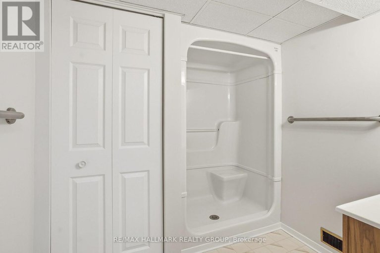 29046798/1760-laxton-crescent/bel-air-heights/ottawa/ontario/K2C2N3_31