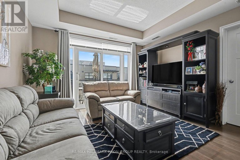 29542217/403-230-titanium-private/convent-glen-north/ottawa/ontario/K1C0C1_9