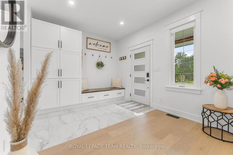 28475970/108-royal-troon-lane/dunrobin-shores/ottawa/ontario/K0A1T0_4