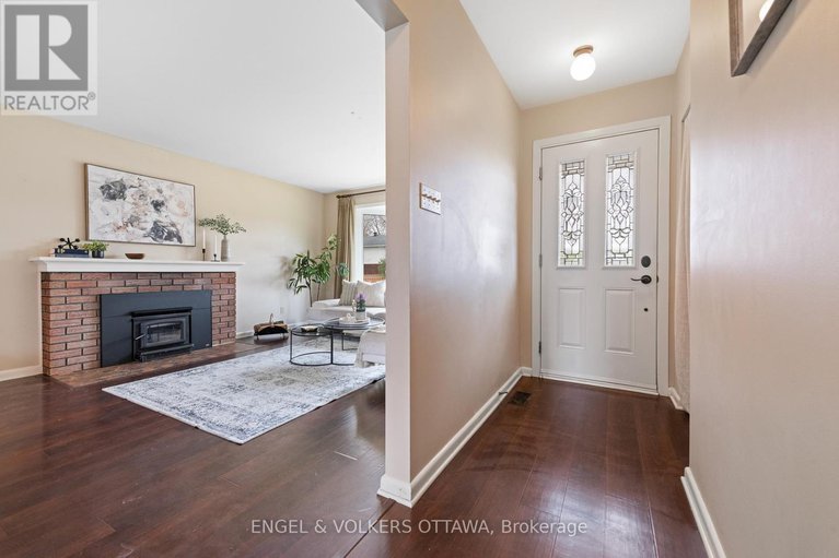 29081108/989-connaught-avenue/queensway-terrace-north/ottawa/ontario/K2B5M7_2