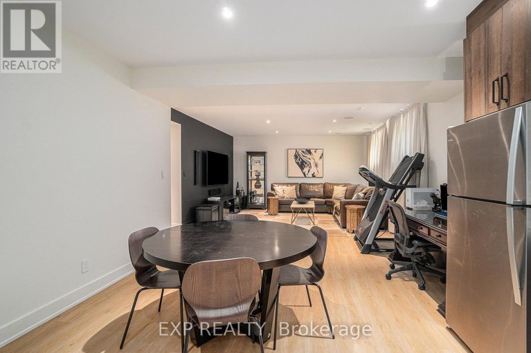 29023593/62-st-claire-avenue/meadowlandsst-claire-gardens/ottawa/ontario/K2G2A4_35