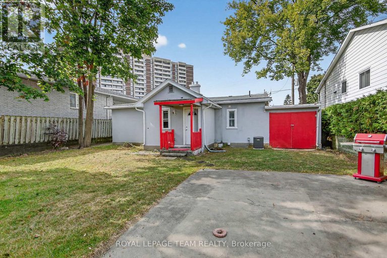28893264/2822-richmond-road/fairfield-heights/ottawa/ontario/K2B6S5_27
