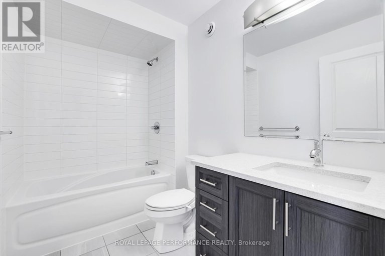 29228458/669-cordelette-circle-e/mer-bleuebradley-estatesanderson-park/ottawa/ontario/K1W0P2_29