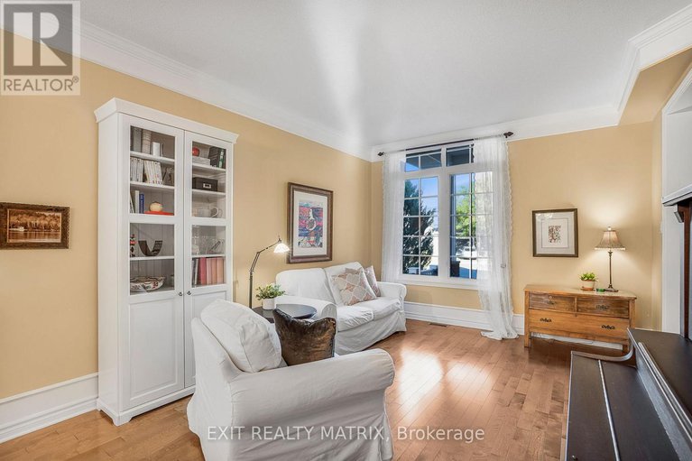 28998759/928-scala-avenue/notting-hillsummerside/ottawa/ontario/K4A5E1_7
