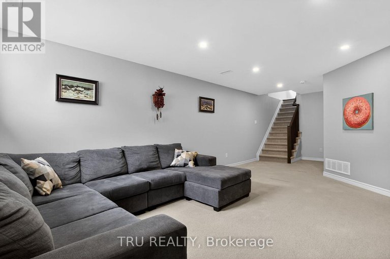 29479546/2850-grand-canal-street/half-moon-bay/ottawa/ontario/K2J0T3_26